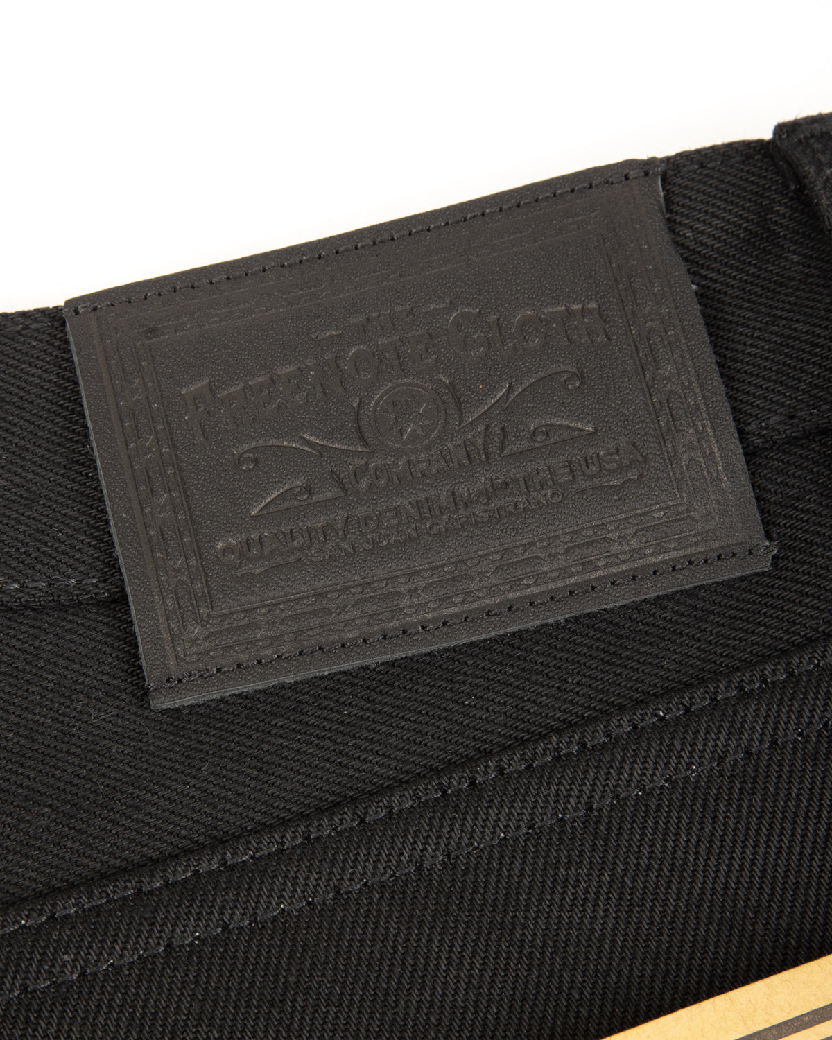 Portola Classic Taper - 15.75oz Black/Black