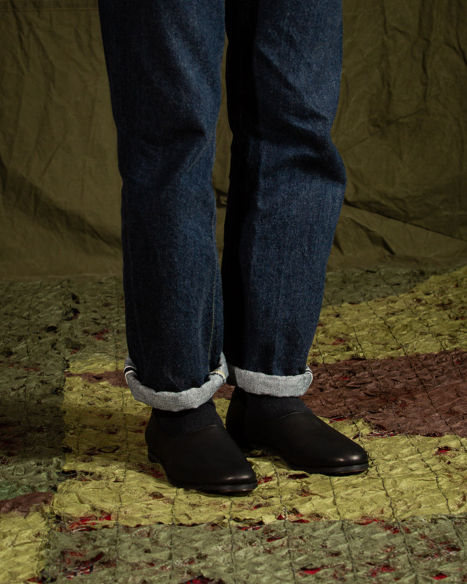 Rolling Dub Trio Swan Slip On - Black Deerskin - Standard & Strange