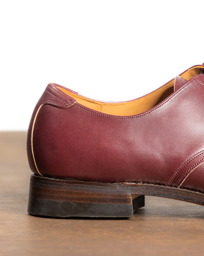Attractions Service Shoes - Burgundy - Standard & Strange