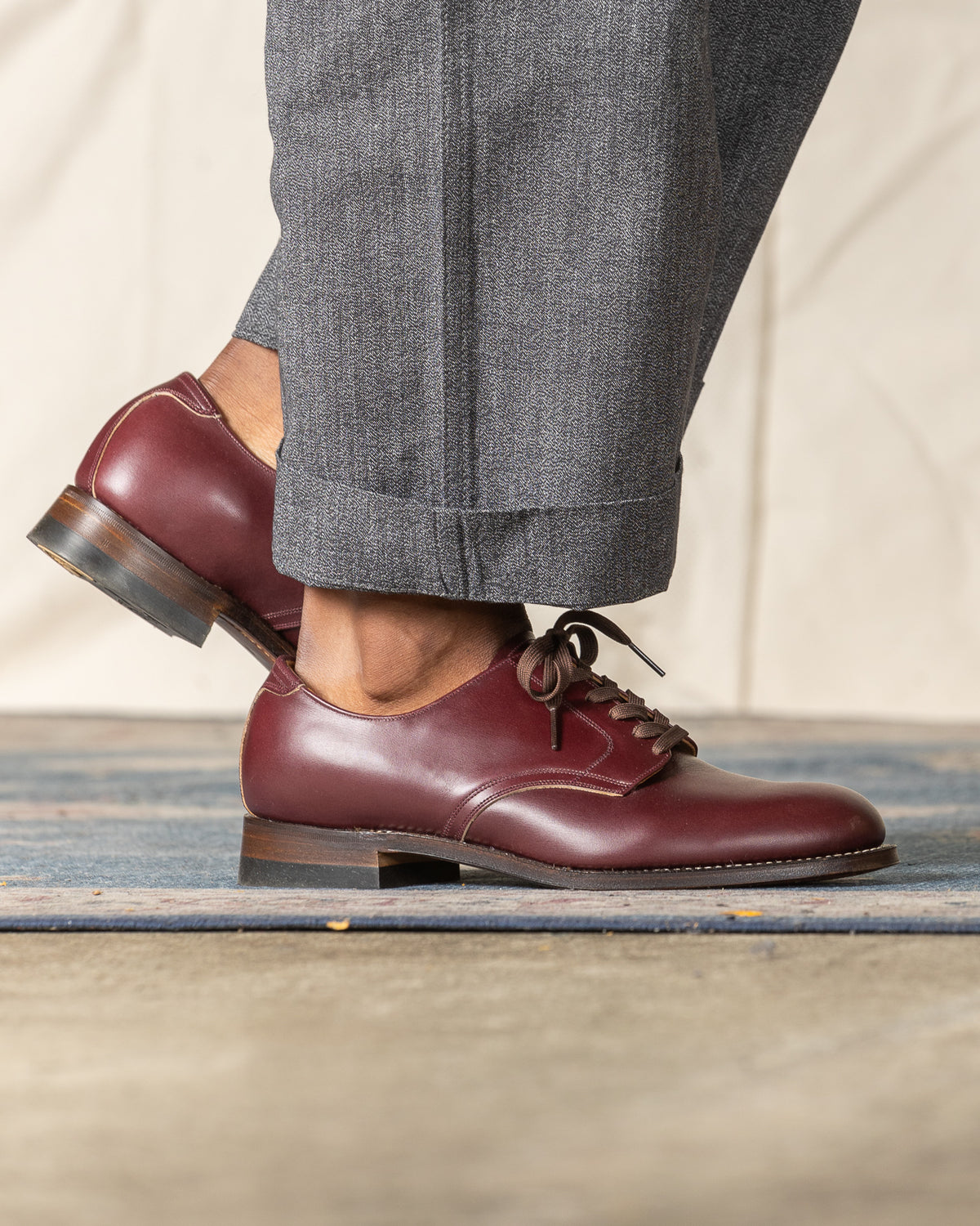 Attractions Service Shoes - Burgundy - Standard & Strange