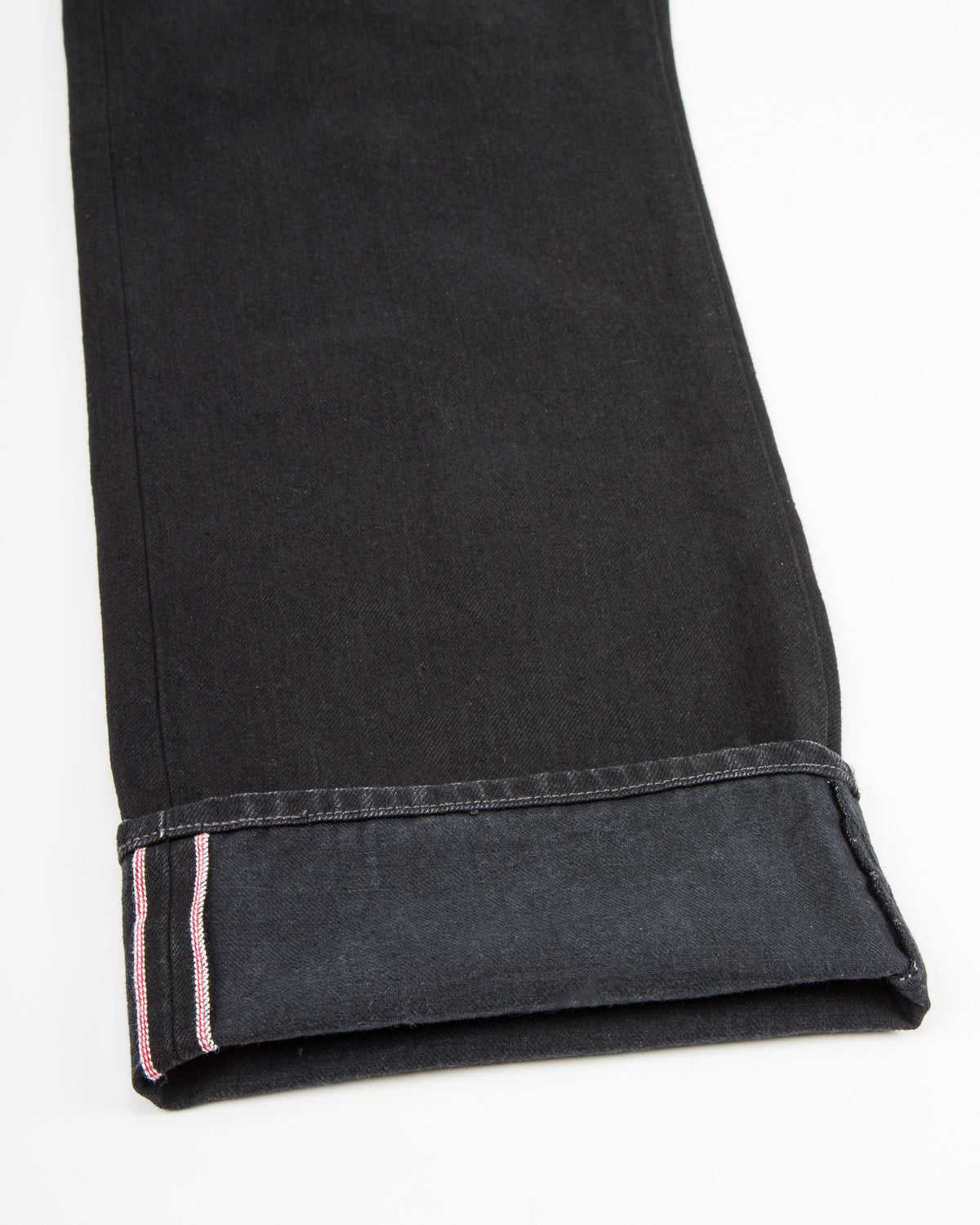 Indigofera Kirk Straight Fit - 14oz Gunpowder Black Selvedge Rinsed - Standard & Strange