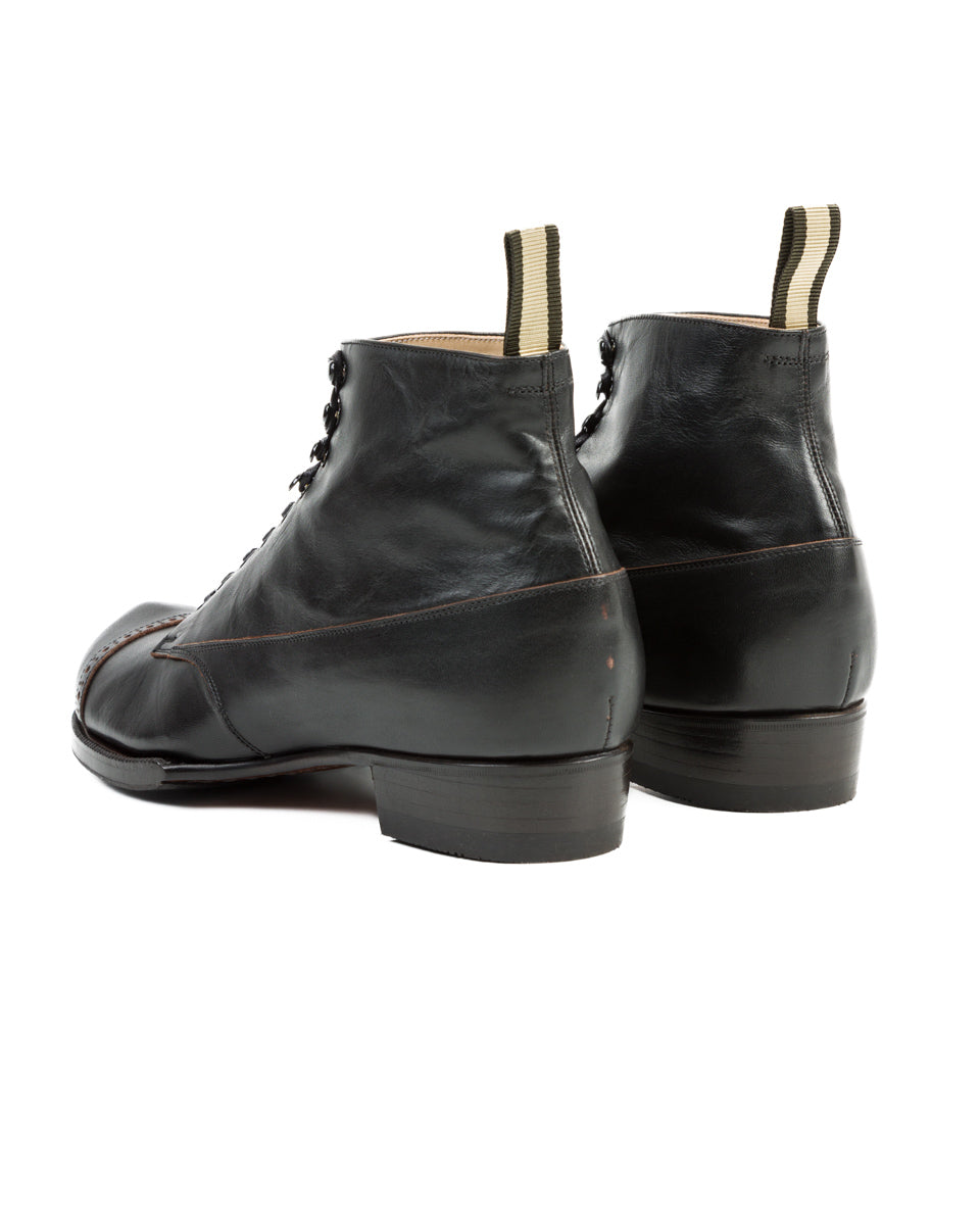 The 2 Monkeys Boots Vaudeville Boot - Black Shinki Horsehide - Standard & Strange