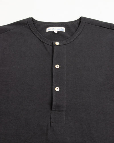 Merz b. Schwanen 207 Loopwheeled SS Henley - Charcoal - Standard & Strange